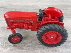 International 300 WF Utility, 1/16, Deyen, Right Fender Is Loose