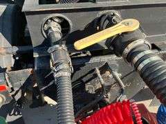 1994 International 9400 Semi with 3500-Gal Tank Skid