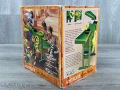 John Deere Antique Corn Sheller, 1/8, Ertl, Power House Farm Series