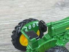 Gold Ford 901 Powermaster NF-Ertl Collectibles & John Deere 60 WF-Ertl, 1/64