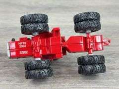 Massey Ferguson 1500 4WD Duals, 1/64, Toy Farmer