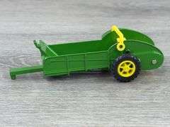 Manure & Fertilizer Spreaders, 1/43, Ertl & Custom