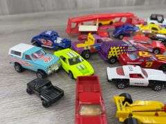 Ertl, Racing Champions, Hot Wheels & Majorette Cars, 1/64
