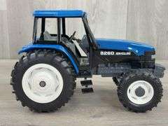 New Holland 8260 MFD, 1/16, 1997 NFTS, Toy Farmer