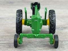 Gold Ford 901 Powermaster NF-Ertl Collectibles & John Deere 60 WF-Ertl, 1/64