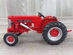 John Deere 330 & 430 Utility, 1/16, Dubuque Collector Set