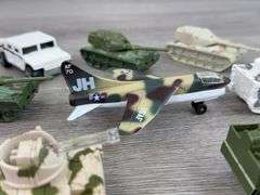 Tanks & Airplane, 1/64, Matchbox & Hot Wheels