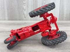 McCormick-Deering Farmall F-30, 1/16, Riecke