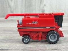Case International 1660 Axial Flow Combine,  1/64, Ertl, 2 Heads