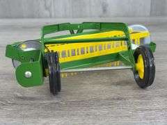 John Deere Hay Rake, 1/16, Ertl, Missing Gear