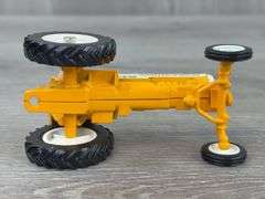 McCormick Farmall 300 & 350, Minneapolis Moline G750 & Case 800, 1/43, Ertl