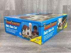 Farm Dairy Barn Set, 92 Pieces, Ertl, Items Missing, Not Complete