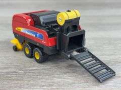 New Holland BB9080 & 660 Balers, 1/64, Ertl
