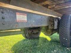 1980 International S1900 Grain Truck