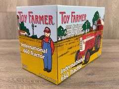 International 660 WF Diesel, 1/16, 1999 NFTS, Toy Farmer