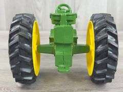 John Deere 1987 10th National Farm Toy Show Tractor, 1/16