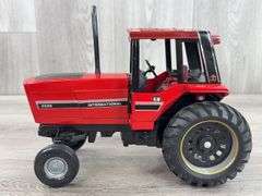 International 3288 WF, 1/16, Custom, Roof Is Cracked