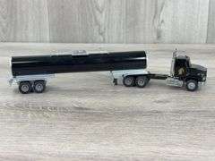 2 Mack CH600 Chemical Tankers, 1/64, Penjoy