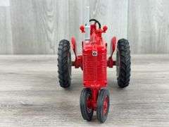 McCormick Farmall Super M-TA Diesel NF, 1/16, Toy Farmer