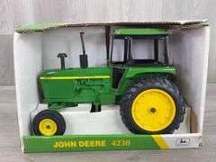 John Deere 4230 WF, 1/16, 1999 Collector’s Edition