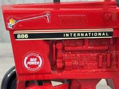 International 886 WF, 1/16, Red Power, Custom