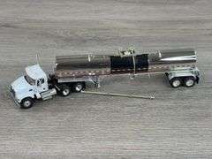 Mack Truck W/Tanker, 1/64, Truck First Gear, Fuel Lines Need Reattached