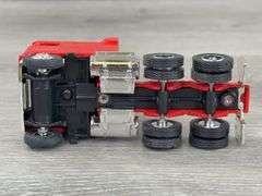 White GMC & Kenworth Trucks W/Log Haulers, 1/64, Custom