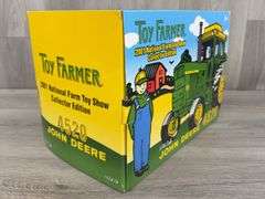 John Deere 4520 Diesel W/Cab WF, 1/16, Toy Farmer