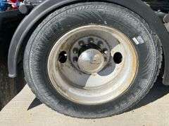 1994 International 9400 Semi with 3500-Gal Tank Skid