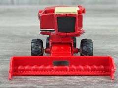 International Combine, 1/64, 2 Heads, Ertl, Missing Reel