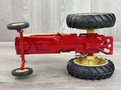 Cockshutt 560 Diesel WF, 1/16, 1987 NFTM Commemorative