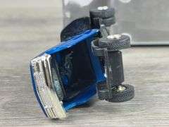 Ford F350 Pickup W/Trailer, GMC Flatbed Truck W/Livestock Trailer, 1/64, Trucks & Flatbed Trailer Ertl, Trailer Custom, Flatbed Pickup Frame Loose