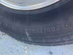 1994 International 9400 Semi with 3500-Gal Tank Skid