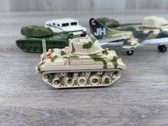Tanks & Airplane, 1/64, Matchbox & Hot Wheels