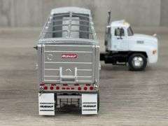 Mack Truck-PEM W/Custom Dump Trailer, 1/64