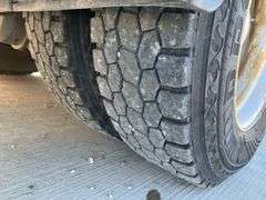 1994 International 9400 Semi with 3500-Gal Tank Skid