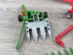 Farm Implements, 1/64, Plastic