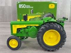 John Deere 850 Diesel Prototype, 1/16, Two-Cylinder Club