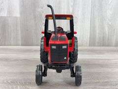 International 3488 Hydro WF, 1/16, Ertl, Roof Has Crack