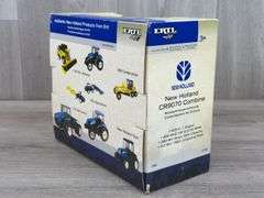 New Holland CR9070 Combine, 1/64, Ertl Britains