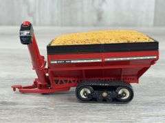 Brent 1084 Avalanche Grain Cart W/Tracks, 1/64, SpecCast