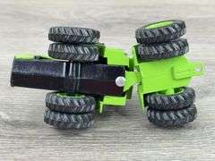 Steiger Panther CP1400 Duals 4WD & Versatile 936 Duals 4WD, 1/64, Scale Models