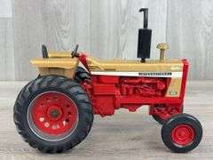 International Farmall Hydro 1026 WF, 1/16, Gold Demonstrator, Ertl