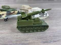 Tanks & Airplane, 1/64, Matchbox & Hot Wheels