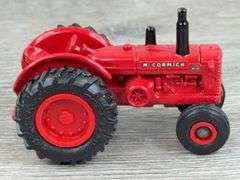Ford, Fordson, Minneapolis Moline, Massey Harris & McCormick Tractors, 1/64, Ertl