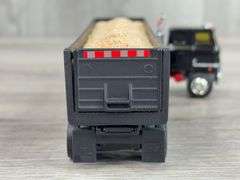 International Truck W/Grain Trailer, 1/64, Trailer Yatming-Loose Tires