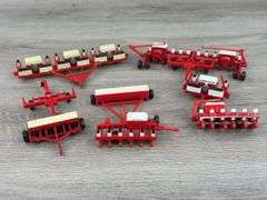 International Harvester & Case International Farm Implements, 1/64, Mostly Ertl