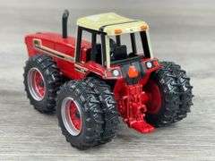 International 3388 & 3588 Duals, 1/64, Ertl