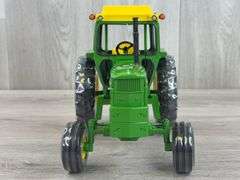 John Deere 4520 Diesel WF, 1/16, 2001 NFTS, Toy Farmer