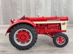International 660 WF Diesel, 1/16, 1999 NFTS, Toy Farmer